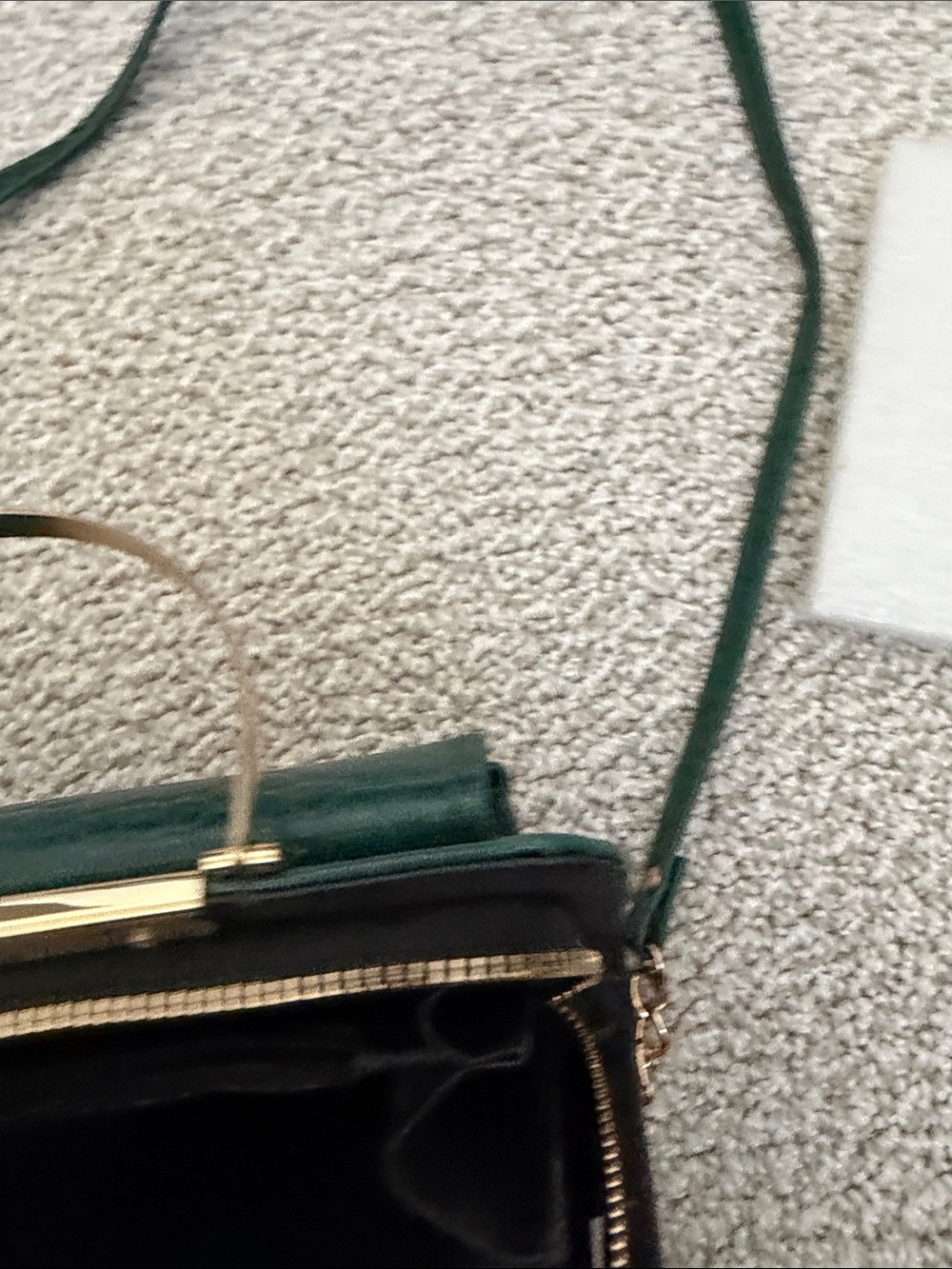 Dark Green Croc-Embossed Chain Shoulder Bag - Picture 3 of 5